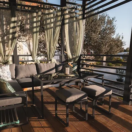 Holiday home Mobile Silence Biograd Na Moru